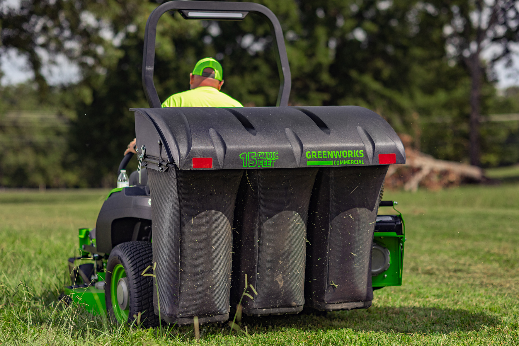 Контейнер-травосборник с системой сбора травы Greenworks 7500507 для садового райдера Greenworks 82V ZTC152 7405107