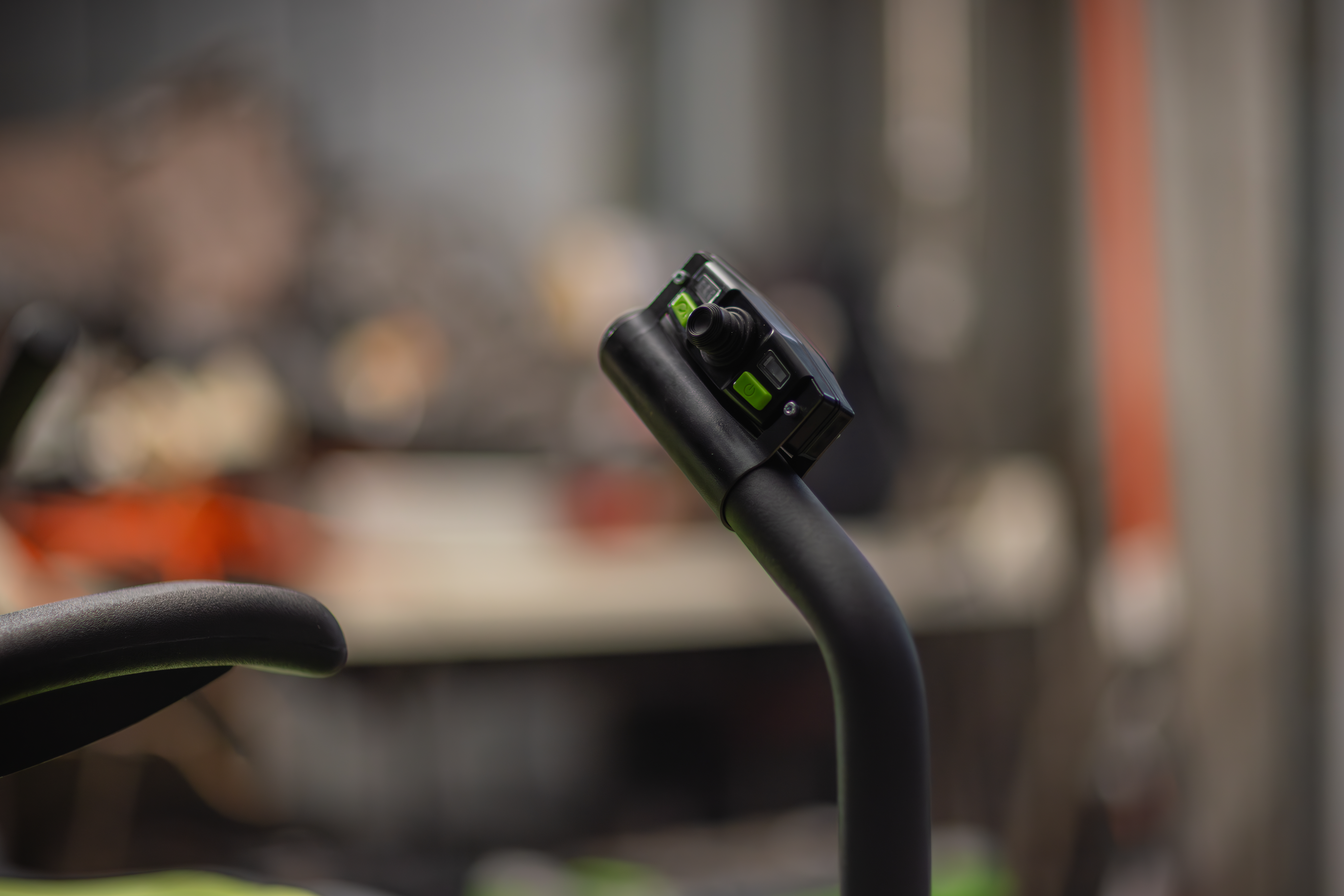 Воздуходувка навесная Greenworks 7500407 для садового райдера Greenworks 82V ZTC152 7405107